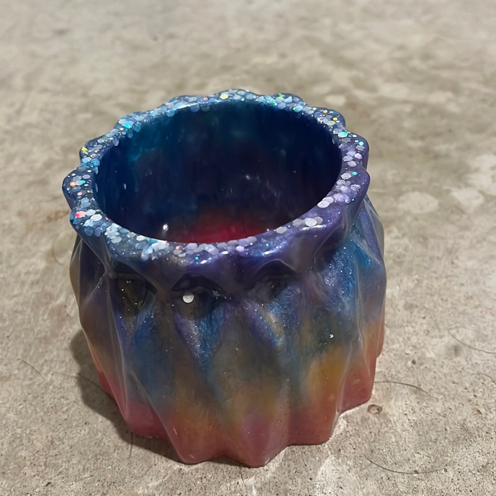 Pen or pencil holder